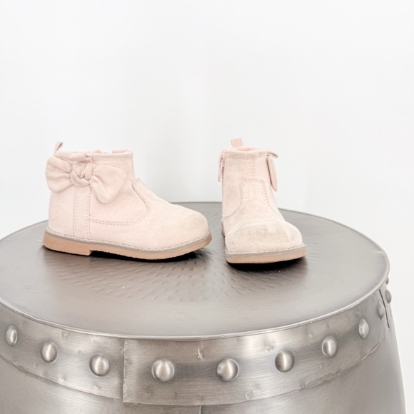 H&M Toddler Pink Booties - Picture 1 of 6